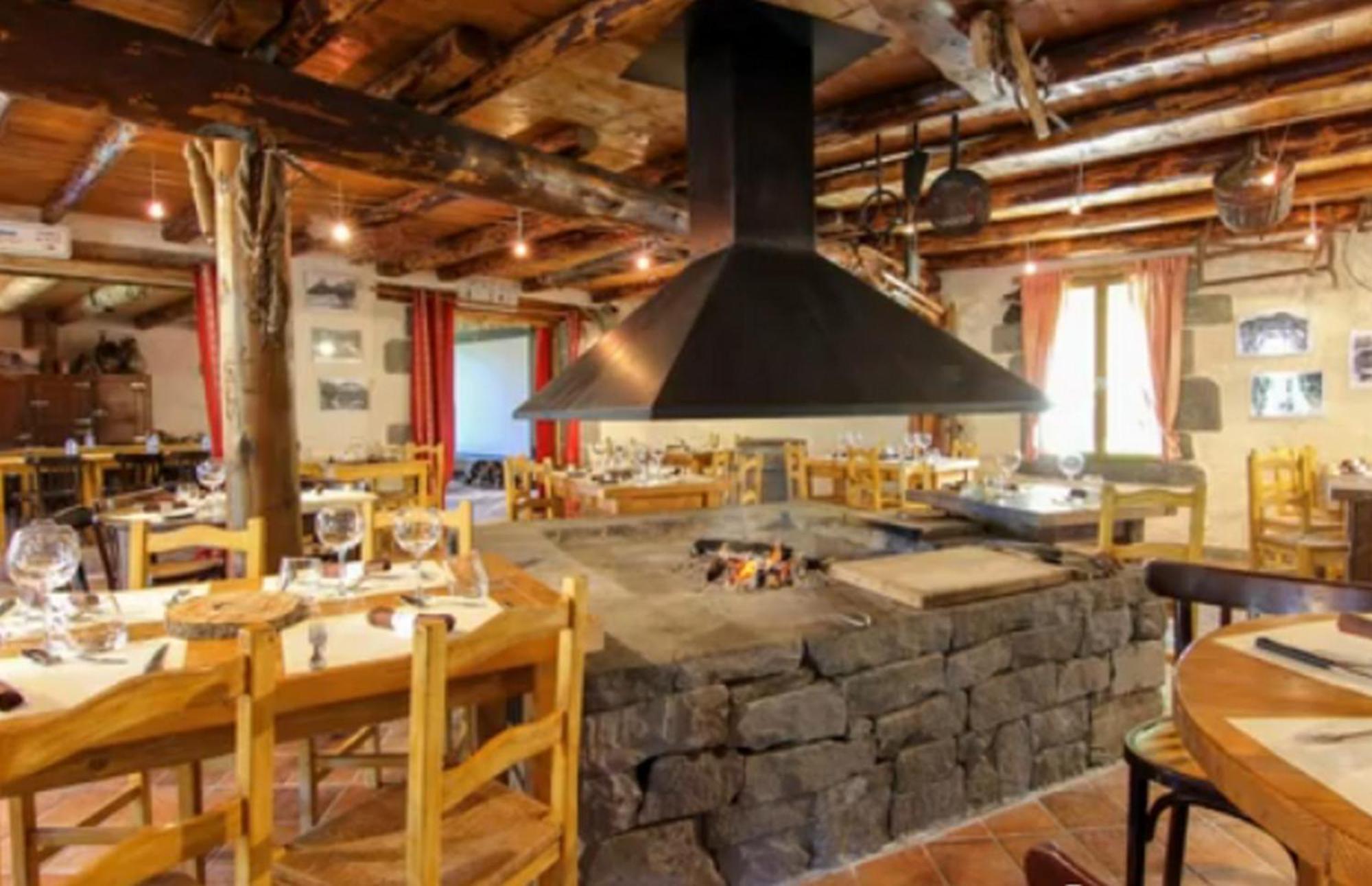 Aux 500 Diables Eco Lodge - Hotel Шамбон-сюр-Лак Экстерьер фото